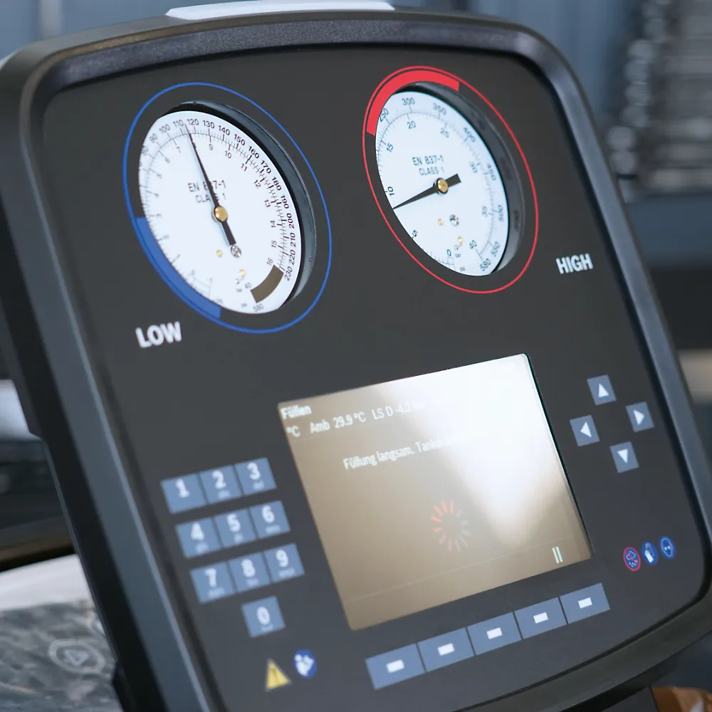 Für alle Fahrzeuge mit Kältemittel R1234YF bieten wir einen Klimaanlagenservice